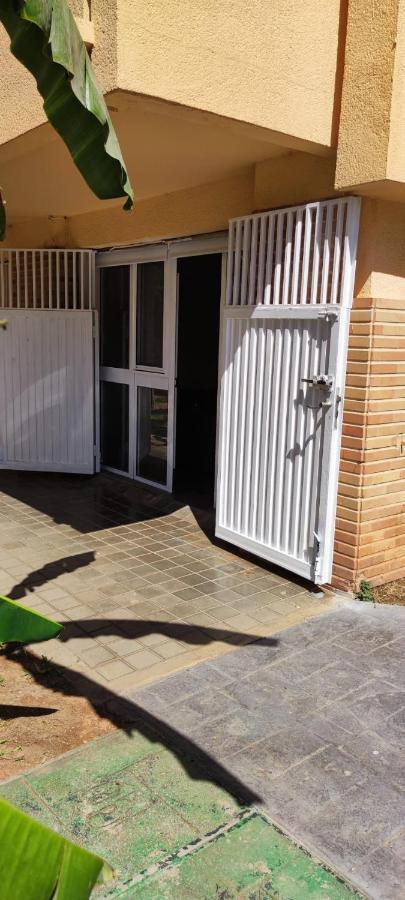 Carlos Beach Ground Floor Apartment & Parking Torremolinos Esterno foto